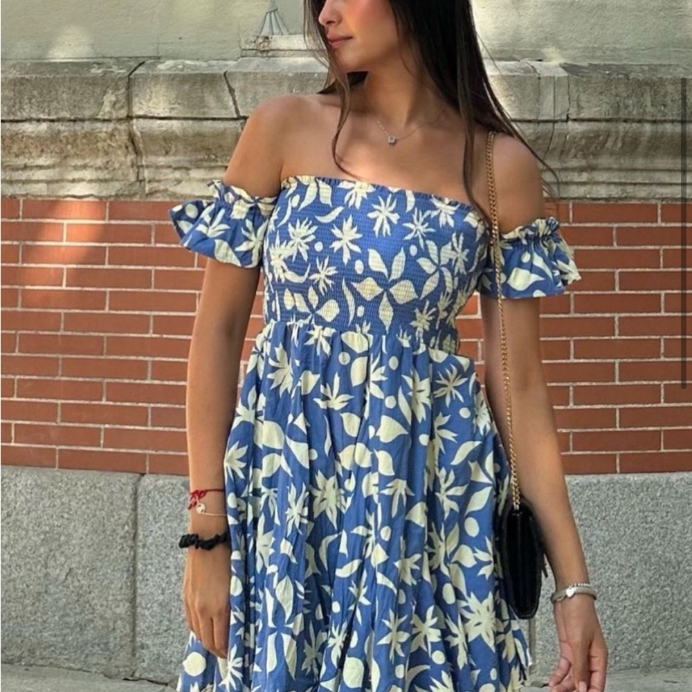 NWT Zara blue floral off the shoulder mini dress